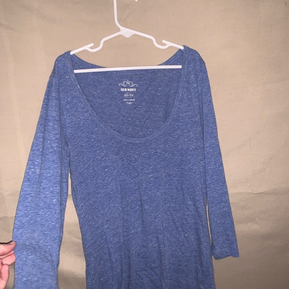 Top - Picture 2 of 3